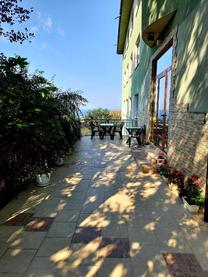 Family Hotel Amore Byala  Ngoại thất bức ảnh