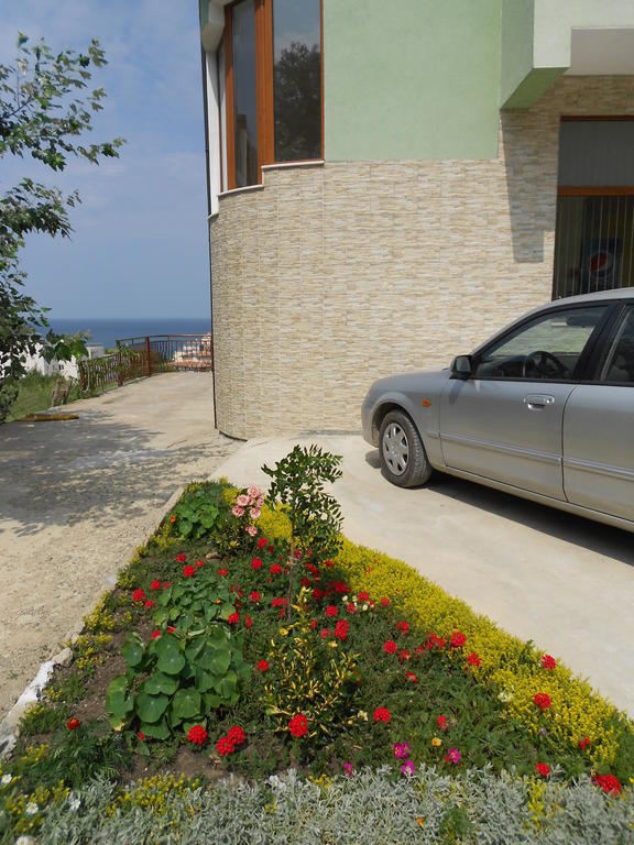 Family Hotel Amore Byala  Ngoại thất bức ảnh