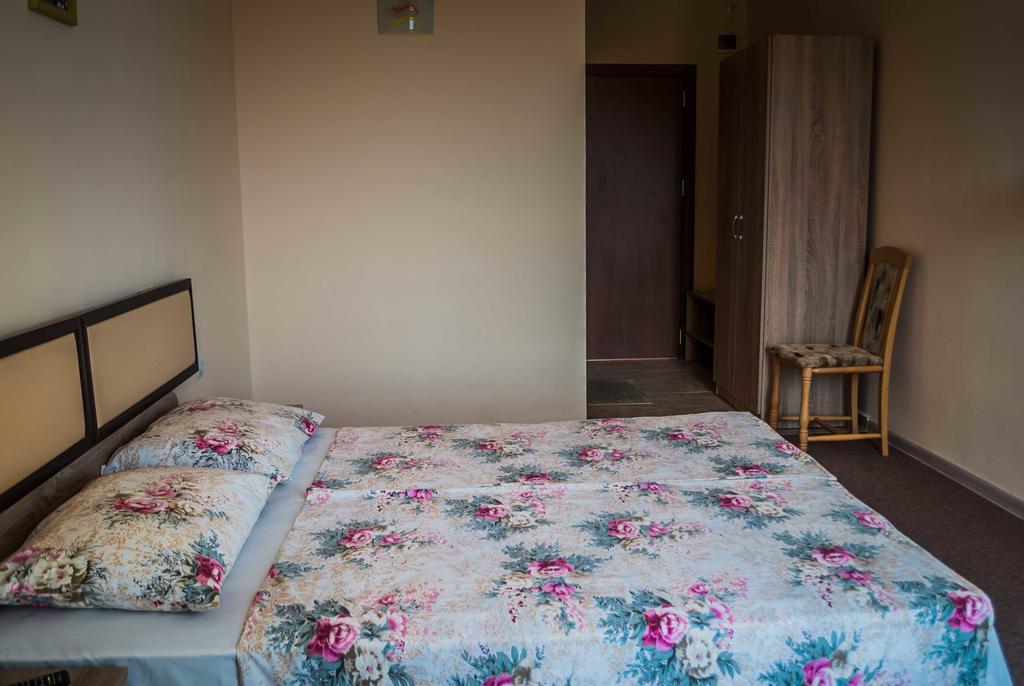Family Hotel Amore Byala  Ngoại thất bức ảnh