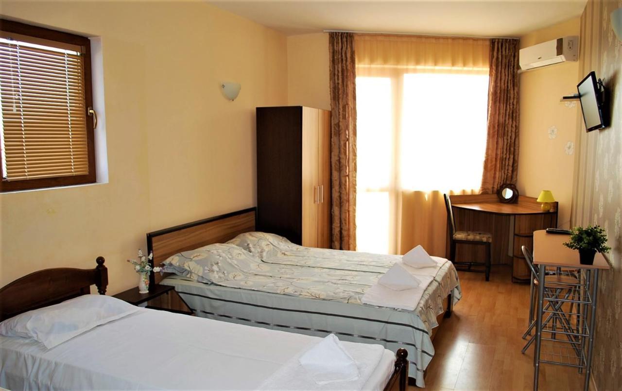Family Hotel Amore Byala  Ngoại thất bức ảnh